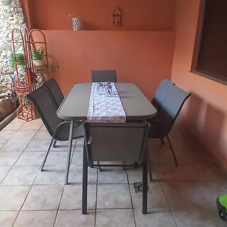 Casa Rural Del Pozo En Padul, Granada *